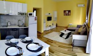 Pool Apartment Amadeus Lux