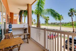 South Padre Island Condo Walk to Beach!