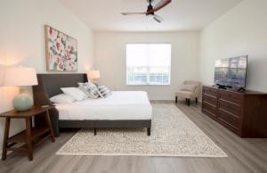 NEW! Vista Cay Luxury Mirage condo