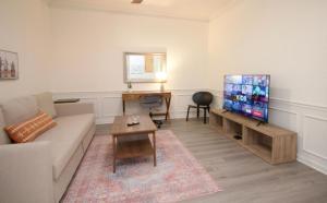 NEW! Vista Cay Luxury Mirage condo