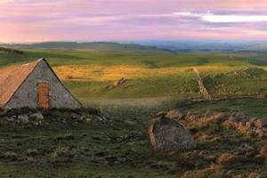 Maisons de vacances Gite au calme pres nature Aubrac Margeride 3 etoiles : photos des chambres