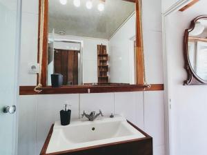 Maisons de vacances Gite Vaureal, 2 pieces, 3 personnes - FR-1-649-25 : photos des chambres