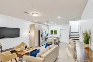 Lilly at Aviara Lake Worth - Atlantis