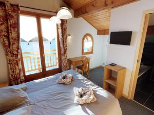 Chalet spacieux à Avoriaz, sur les pistes, pour 14 pers. avec sauna, home cinema et service premium - FR-1-314-101