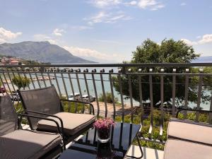 Modern Apartment Olive 30 Meters From The Beach in Duce