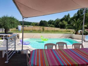 Villas Jolie villa T5 tout confort avec piscine/jardin : photos des chambres