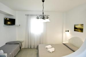 Veletas Rooms Milos Greece