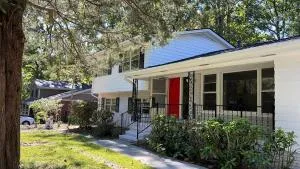 Serene Landing Place near Downtown Cary - أسبرى