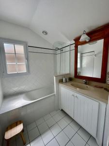 Maisons de vacances Maison Nature Golf Ocean Moliets et Maa Landes : photos des chambres