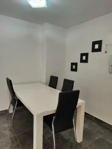 Mar i piscina Canet playa - Almarda