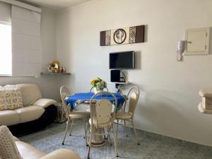 Apto frente mar na melhor localização de Praia Grande