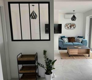 Studio climatisé indépendant dans villa