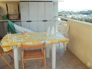 Appartements Ideal for relaxing, 50 m 2 of happiness, 6 nignts minimum : photos des chambres