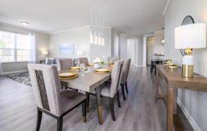 Vista Cay Lakeview Elysium condo