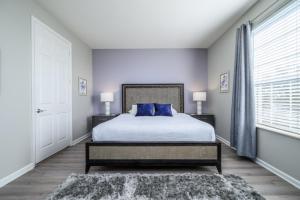 Vista Cay Lakeview Elysium condo