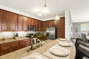 Vista Cay Luxury Secret condo