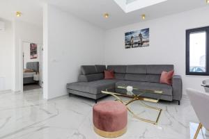 Holiday house with a parking space Privlaka, Zadar - 21430