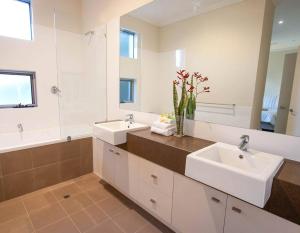 Eagle Escape I Private Properties