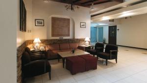 El Rico Suite Makati by RedDoorz