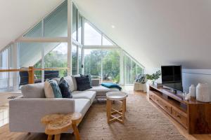 Whitesands Beach Villa I Private Properties