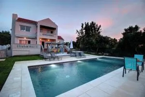 Mabech Villa - Módhion