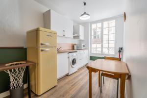 Esprit Loft & Club proche embarcadère Corse Mayol Port Centre historique