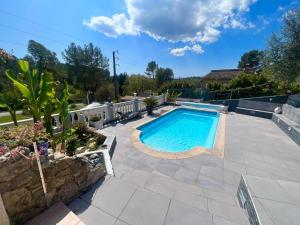 Maisons d'hotes VILLA AVEC PISCINE : photos des chambres