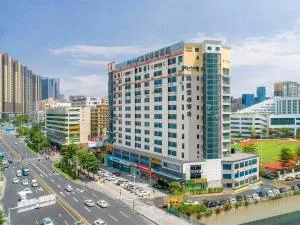 Kyriad Marvelous Hotel Shenzhen North Railway Station Yousong - Tiantangwei