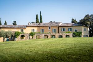 Lodges Chateau les Crostes : photos des chambres
