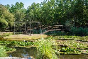 Lodges Chateau les Crostes : photos des chambres