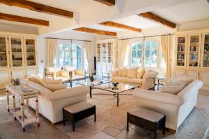 Lodges Chateau les Crostes : photos des chambres