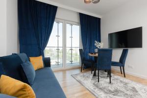 Business Apartments Kasprzaka with Parking by Renters