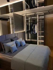 PAUZA Apartment - Terrace Full City View and Private Parking