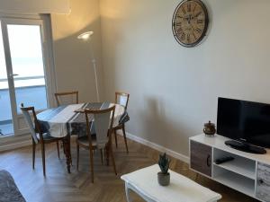 Appartements Studio cabine avec parking pres de la plage - FR-1-487-353 : photos des chambres