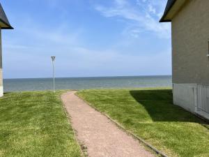 Appartements Studio cabine avec parking pres de la plage - FR-1-487-353 : photos des chambres