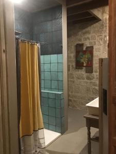 B&B / Chambres d'hotes Chambres d'hotes au chateau de Favols : photos des chambres