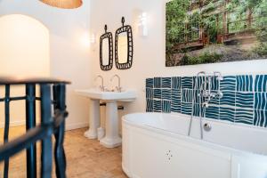 Lodges Chateau les Crostes : photos des chambres