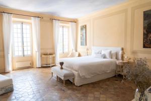 Lodges Chateau les Crostes : photos des chambres