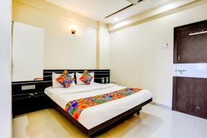 FabHotel Sai Govind