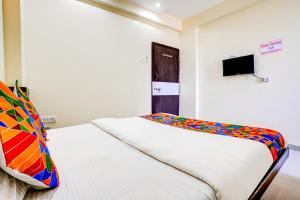 FabHotel Sai Govind