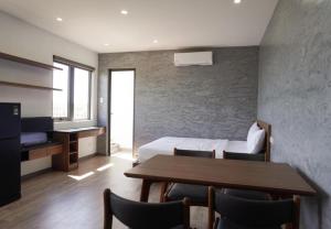 LaLa Apartment and Hotel