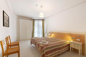 Stella Maris and beach B4