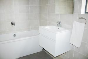 1517 The Blyde Crystal Clear 3 Bedroom Garden Beachfront