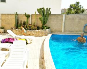 GOLDEN TOWER pensión Auto Check-in