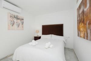 Penthouse in Puerto Banus with sea and marina views