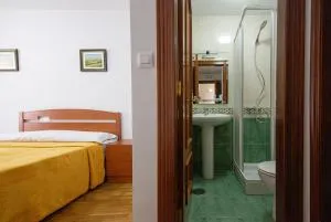 Yani's Hospedaje Pension 1 estrella - Arriondas