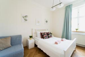 Big Apart - Market Square - Rynek 42 - 3 Rooms - 14 People