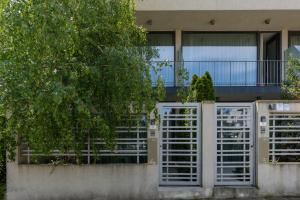 AIFEN Aparthotel - Apartamente pentru Toata Familia În Eforie Nord - cu Gradină Proprie, la 2 Pași de Plajă