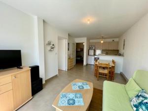 Appartement 2 pièces à Quiberon - 43m², proche plage et commerces, rez-de-jardin avec terrasse et parking - FR-1-478-245