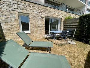 Appartement 2 pièces à Quiberon - 43m², proche plage et commerces, rez-de-jardin avec terrasse et parking - FR-1-478-245